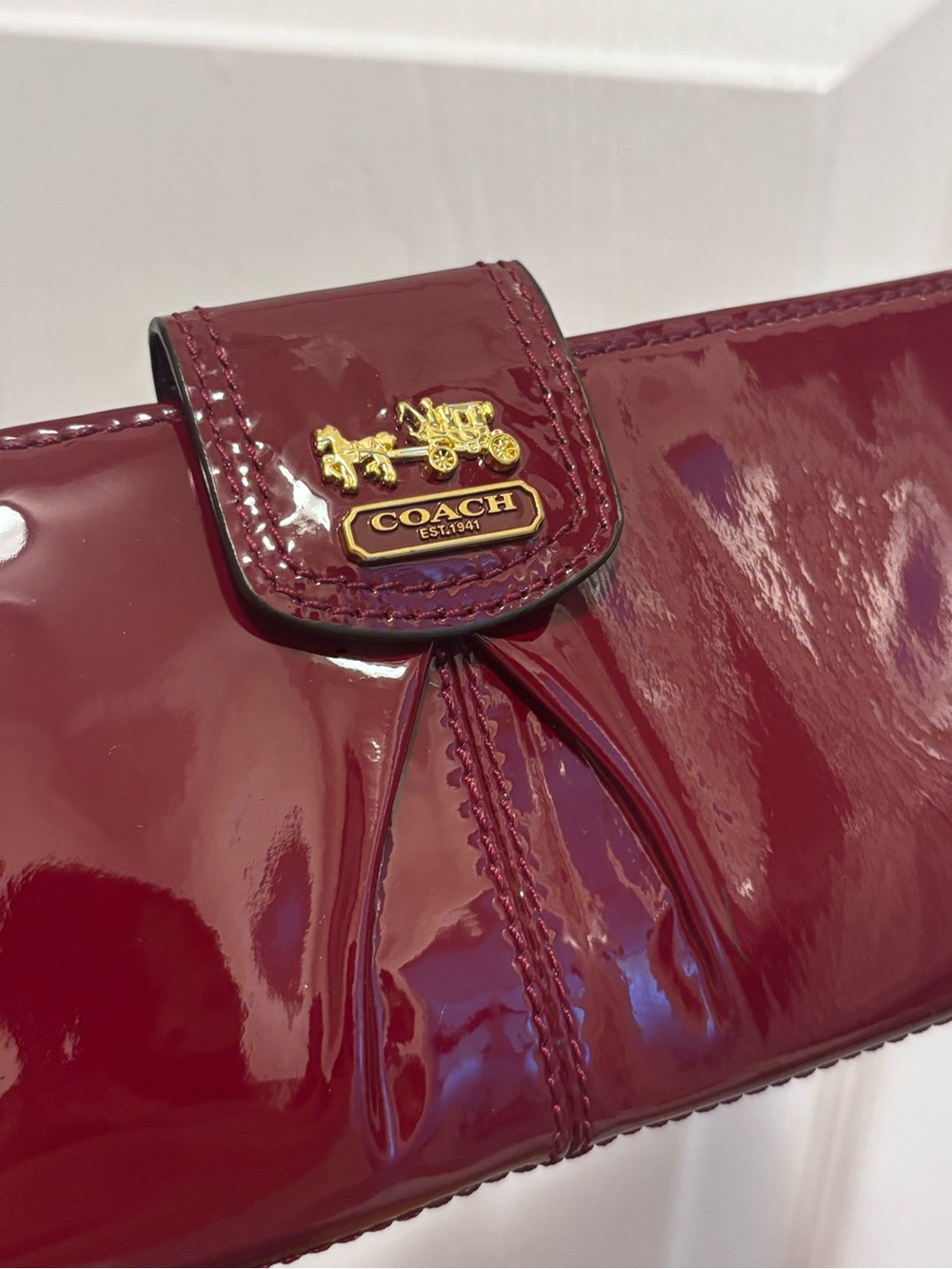 Coach Patent Bifold Wallet in Burgundy Patent - Picture 4 of 11